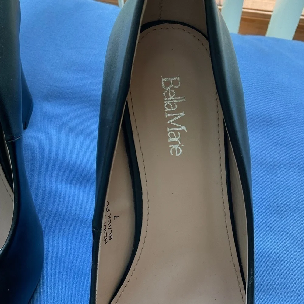 BELLA Marie “Heidi” PU Wedges new without box